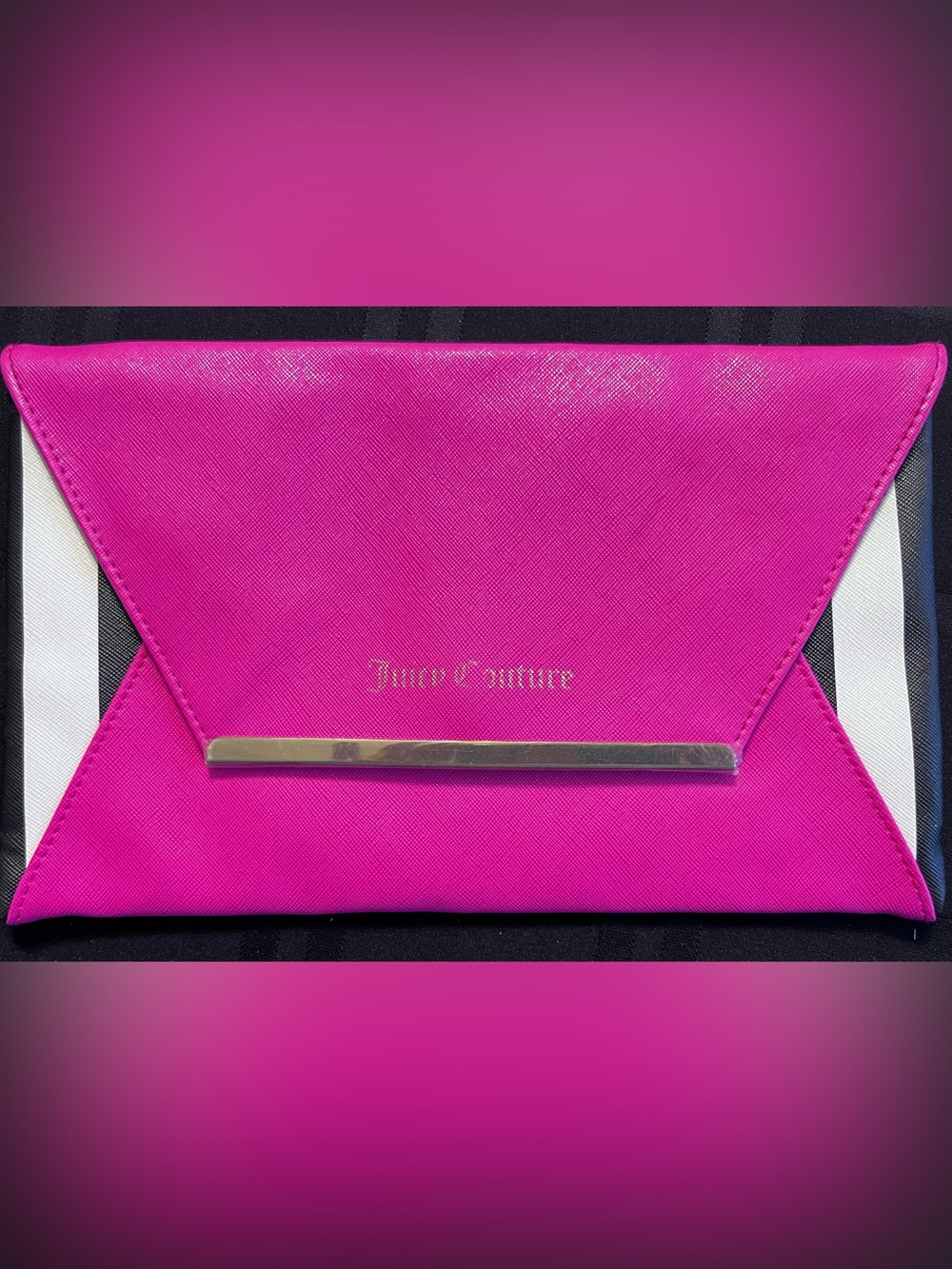 💖 Juicy Couture Envelope Clutch, Hot Pink B&W Striped Detail, Crossbody Chain